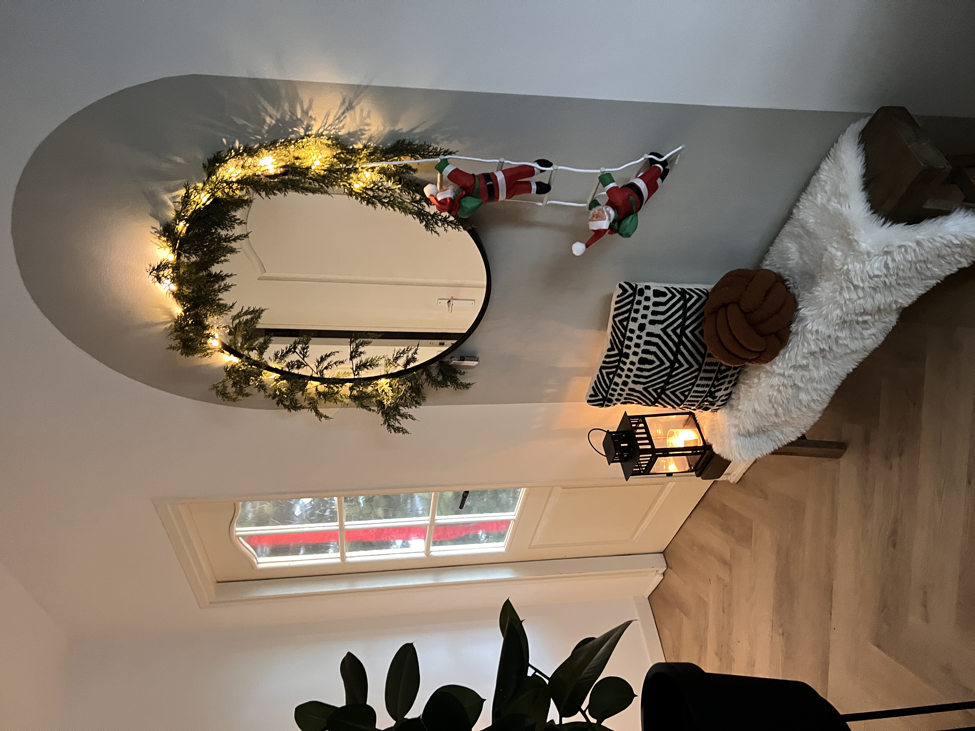 Arch entryway decor